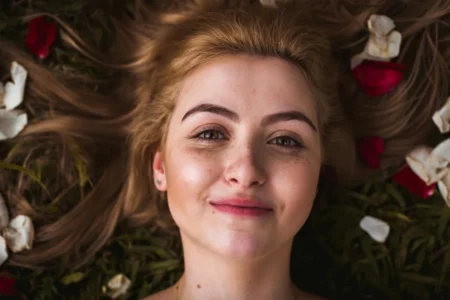 Comment adopter le brow lift pour un regard lifte sans chirurgie